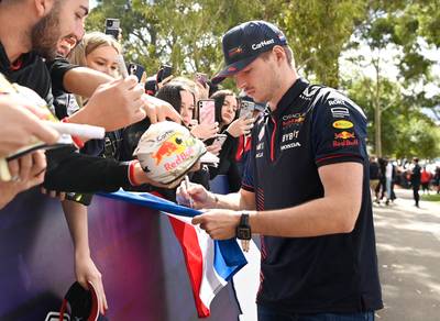 Gevolgen virus waren voor Max Verstappen groter dan hij dacht: ‘Het voelde alsof ik een long miste’