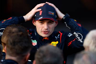 Max Verstappen verwacht ‘ietwat chaotisch’ Formule 1-weekend in Azerbeidzjan: ‘Ik heb er zin in’