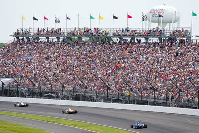 Rinus van Kalmthout gooit eigen kansen weg in Indy500, winst voor Josef Newgarden