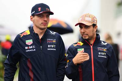 Pérez is spoor volledig bijster: ‘Sergio overleeft al 2 jaar naast Max Verstappen, dat is al een prestatie’