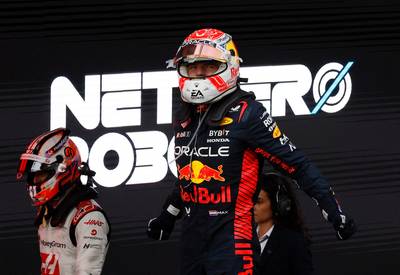 WK-stand Formule 1 | Max Verstappen hard op weg naar mondiale trilogie na vijfde zege in 2023