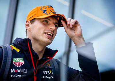 Brits publiek ziet Max Verstappen op Silverstone 
‘gewoon’ als aartsrivaal van Lewis Hamilton: ‘Ik hoef hen niets te bewijzen’