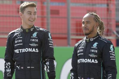 Kogel is door de kerk: Lewis Hamilton blijft trouw aan Mercedes en verlengt contract