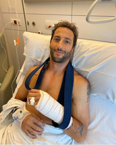 Daniel Ricciardo geeft update na operatie aan handbreuk: ‘Dit is een deel van mijn comeback’