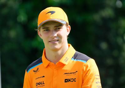 McLaren beloont Oscar Piastri met meerjarig contract: ‘Hij is een ongelooflijk talent’