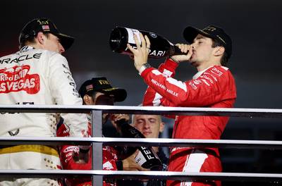 Charles Leclerc ‘natuurlijk teleurgesteld’, maar: ‘Las Vegas kon zich geen betere eerste race wensen’