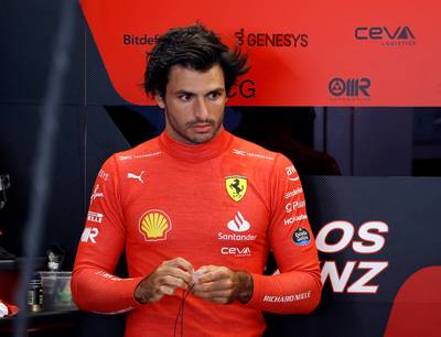Carlos Sainz wil duidelijkheid over toekomst bij Ferrari: ‘We hebben nog drie maanden tot de volgende race’