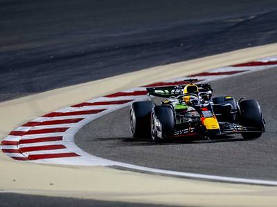 Zo laat komt Max Verstappen in actie tijdens de Grand Prix van Bahrein