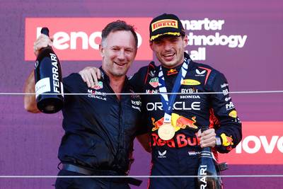 Positie Christian Horner wankelt ineens bij Red Bull, hoe belangrijk is hij voor Max Verstappen?