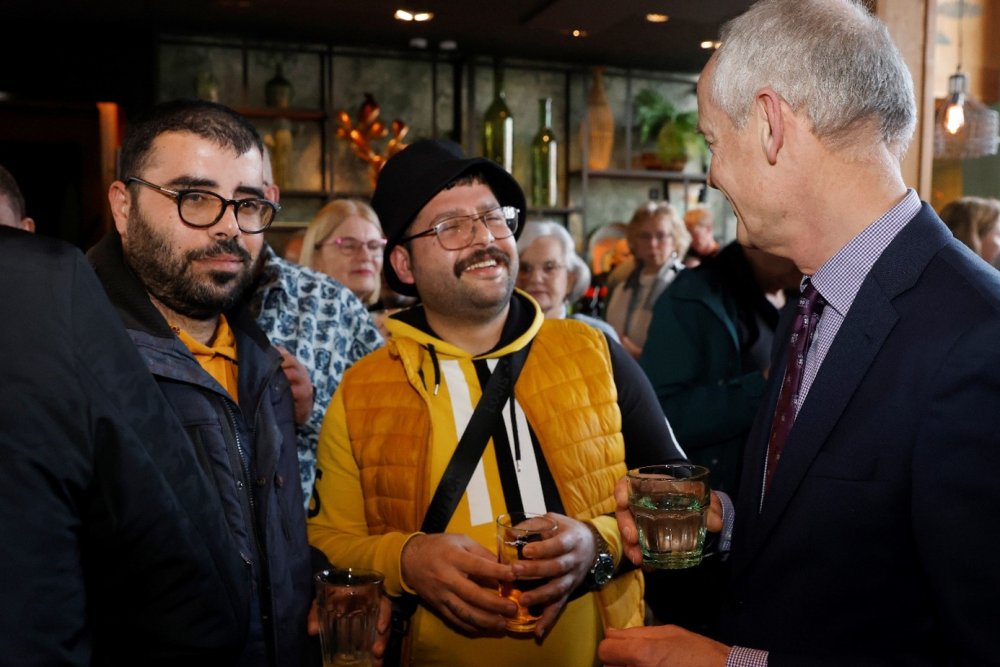 Drukbezochte afscheidsbijeenkomst voor vluchtelingen en vrijwilligers