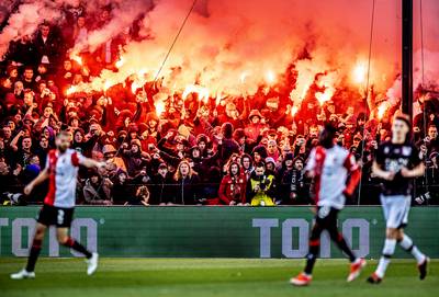 Feyenoord bestraft voor vuurwerk: meerdere vakken moeten leeg blijven bij afscheidsduel Arne Slot