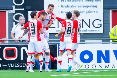 FC Emmen doet met zege op Helmond goede zaken in strijd om play-offs