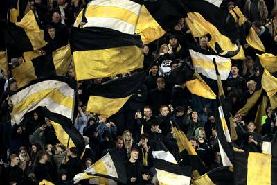 Vitesse breekt met ‘besmet’ verleden: nieuw bestuur moet noodlijdende voetbalclub redden van de ondergang