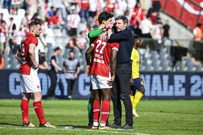 Mark van Bommel en vier landgenoten verliezen bekerfinale: ‘Wij zijn Antwerp, niet Chelsea of Real Madrid’