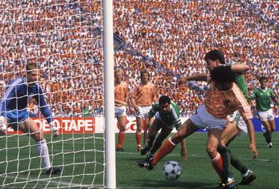 Wim Kieft? Nee, Gerald Vanenburg redde Oranje tegen Ierland in 1988: ‘Die bal van McGrath moest daar weg’