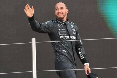 Lewis Hamilton weer hongerig na historisch podium in Spanje: ‘We gaan pushen tot het einde’