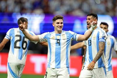 Stroef Argentinië opent Copa América met kleine zege: ‘Leek wel op onze start in Qatar’