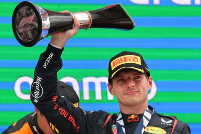 WK-stand Formule 1 | Max Verstappen loopt weer uit na zevende zege van het jaar in Spanje