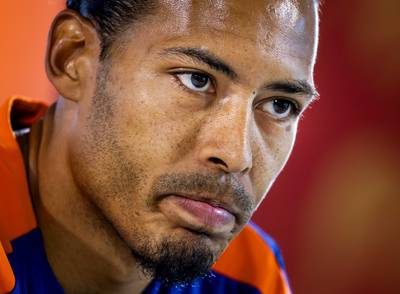 Virgil van Dijk spaart zichzelf en Oranje niet: ‘Misschien overschatten we onszelf wel’