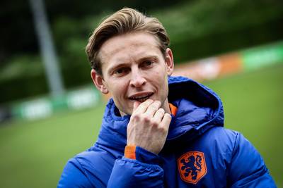 Frenkie de Jong over EK-deelname: ‘Ik houd hoop, maar het moet niks chronisch worden’