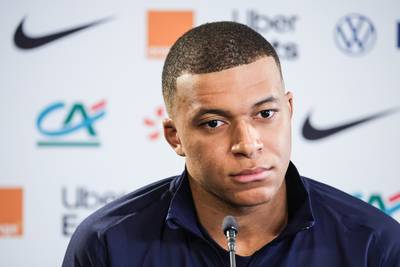 Kylian Mbappé haalt uit naar Paris Saint-Ger­main, club boos om uitspraken: ‘Hij heeft geen klasse’