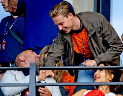 Oranje-international Frenkie de Jong meldt zich op trainingscomplex van FC Barcelona