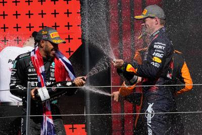 Max Verstappen gaat met 107de podiumplaats voorbij aan grootheden Alain Prost en Fernando Alonso