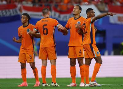 Vermoedelijke opstelling Oranje: Malen of Bergwijn, maar zeker geen switch naar vijf verdedigers