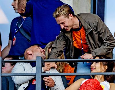 Frenkie de Jong moedigt Oranje in Berlijn aan tegen Turkije