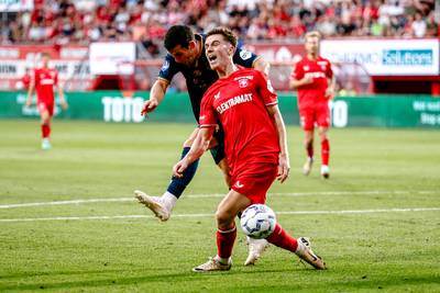 FC Twente lijdt pijnlijk puntenverlies: Sparta beloont zichzelf in blessuretijd