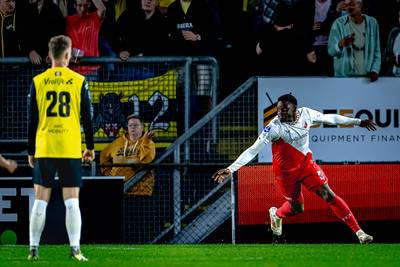 Spectaculaire ontknoping: Utrecht wint bij NAC dankzij twee goals Ohio in extra tijd