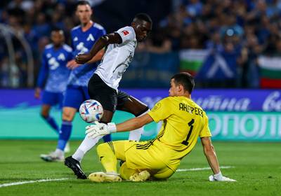 Feyenoord denkt naast Nick Olij aan talentvolle keeper uit Bulgarije