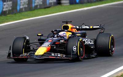 Max Verstappen komt niet verder dan zesde tijd, Mercedes op 1 en 2 in slottraining op Monza