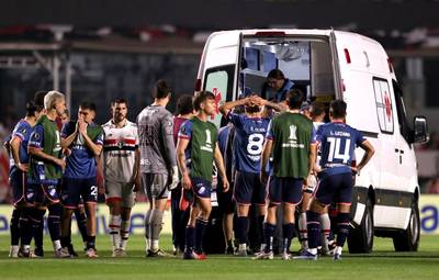 Uruguayaanse voetballer Juan Izquierdo (27) overleden na hartstilstand op het veld