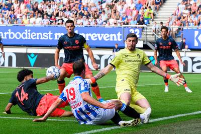 FC Utrecht verspeelt na droomstart in slotfase alsnog zege tegen Heerenveen van Van Persie