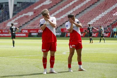 FC Utrecht begint seizoen met nipte zege op PEC Zwolle in lege Galgenwaard