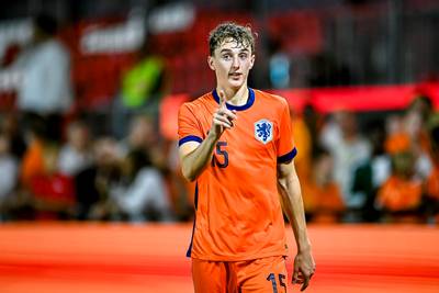 Van roulatiespeler bij NEC naar floreren bij Jong Oranje en Ajax: het gaat plots enorm hard met Youri Baas