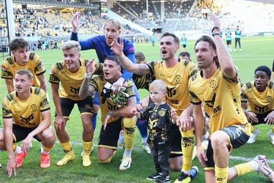 Roda JC wint Limburgse derby in extremis dankzij ex-MVV’er, Vitesse verspeelt punten