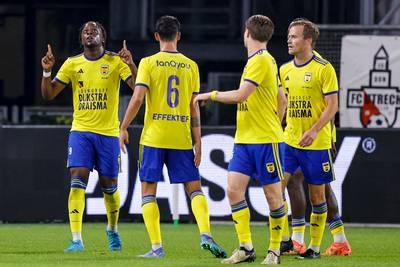 De Graafschap pakt punt in Alkmaar, Cambuur scoort en wint eindelijk weer eens