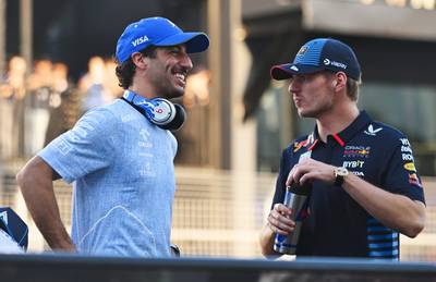 Max Verstappen zal zijn vriend Daniel Ricciardo missen in de paddock: ‘Niks neps aan, gewoon een goede gast’