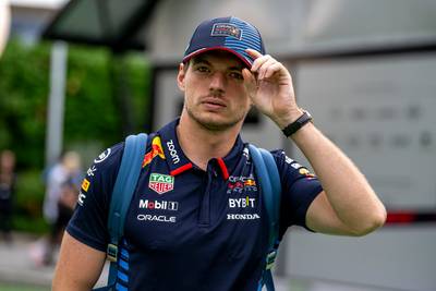 Max Verstappen loopt weg bij interview na vraag over taakstraf wegens grof taalgebruik