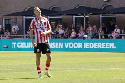 Sparta-middenvelder Verschueren op zoek naar vorm: ‘Onzekerheid van de zomer woog zwaar’