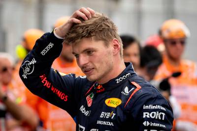 Max Verstappen rijdt ‘in niemandsland’ naar zesde plaats: ‘Op deze manier gaan we geen race meer winnen’