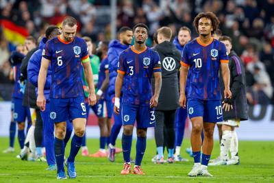 Stuurloos Oranje lijdt nederlaag tegen Duitsland op bedroevende avond