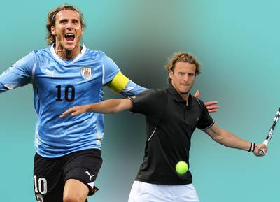 Voormalig topspits Diego Forlán debuteert als tennisser op proftoernooi in Uruguay