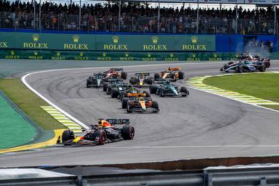 Tijden Formule 1 GP van Brazilië | Drukke zondag voor Max Verstappen na afgelaste kwalificatie op zaterdag