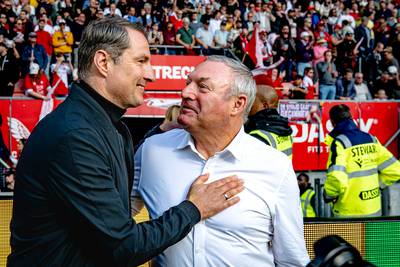 Ron Jans is onder de indruk: ‘Als Feyenoord zo blijft spelen, gaat het dit seizoen niet veel meer verliezen’