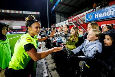 Shona Shukrula schrijft geschiedenis: ‘Spandoek met ‘Jij bent een Keuken Kampioen’ is mooi souvenir’