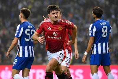 Erik ten Hag pakt in blessuretijd toch nog een punt met Manchester United in Portugal