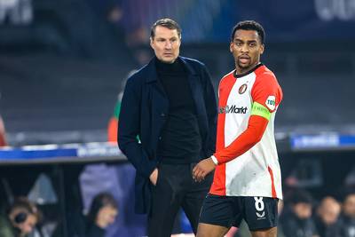 Blessurespook slaat weer toe op frustrerende avond Feyenoord: ‘Huilen heeft geen zin, dit hoort erbij’